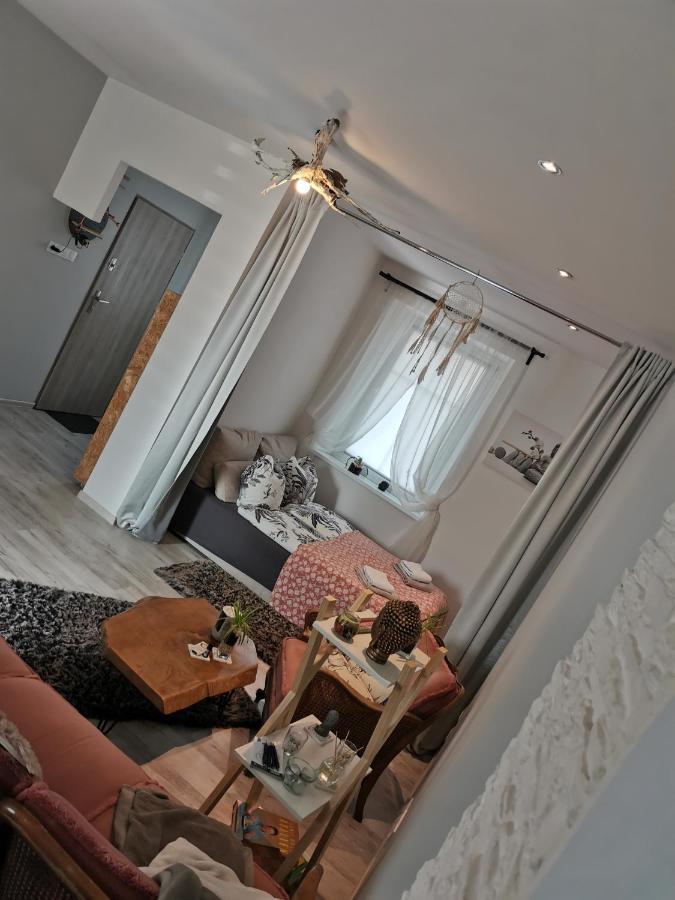 Urocze W Sercu Cieplic Apartment